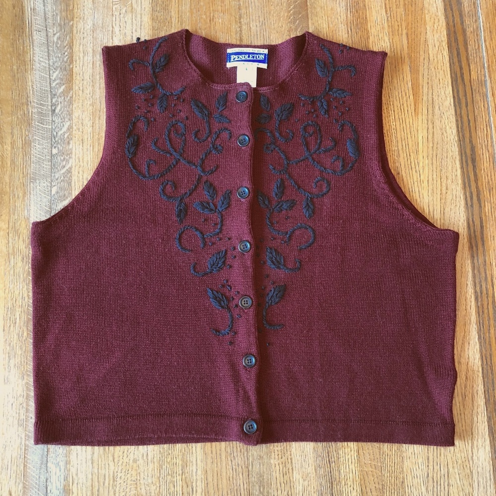 Pendleton women's embroidered sweater vest
